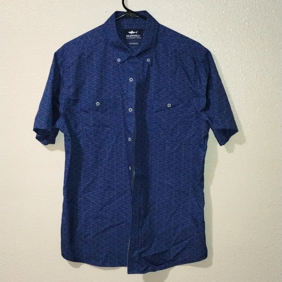 Men's size medium blue shark patterned performance shirt - Picture 1 of 5